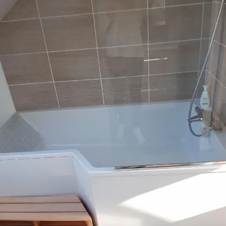 Bed & Breakfast Gadeyne Nathalie Le De Malvoue 3*