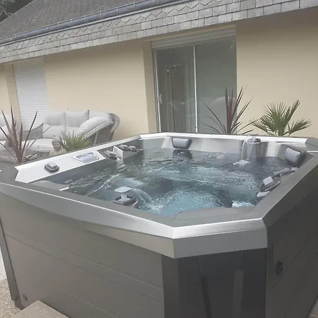 Gadeyne Nathalie Le De Malvoue 3*