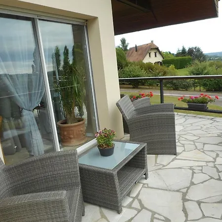 Gadeyne Nathalie Le De Malvoue Bed and breakfast